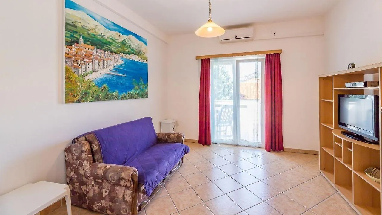 Grosse Terrasse Mit Meerblick, Strand 200 Meter Baska  0*, Baska (Krk) Croatia