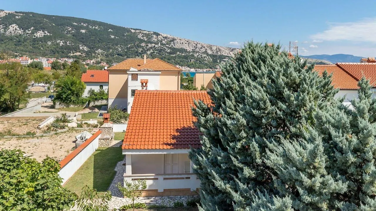 Holiday home Grosse Terrasse Mit Meerblick, Strand 200 Meter Baska