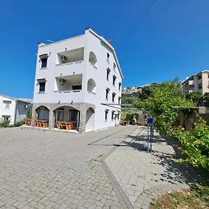  Apartman Leticia