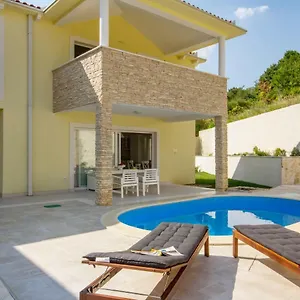 House Sunny Rock Baška