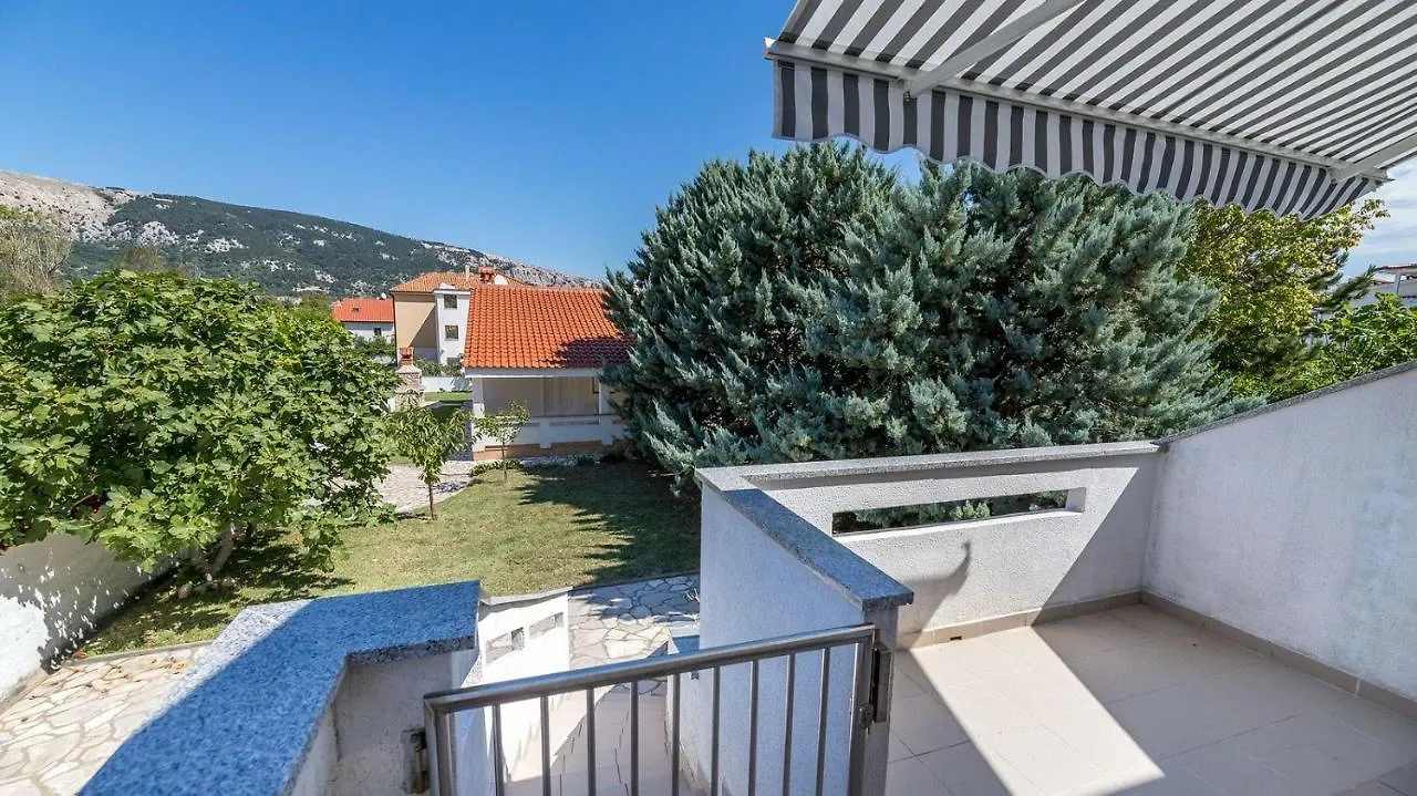 Grosse Terrasse Mit Meerblick, Strand 200 Meter Baška Croácia